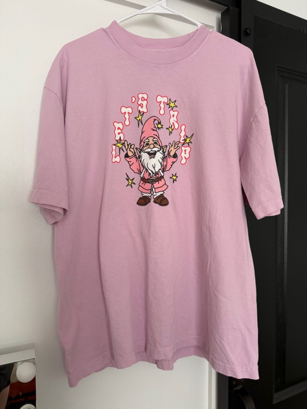 Let’s Trip T-shirt size large